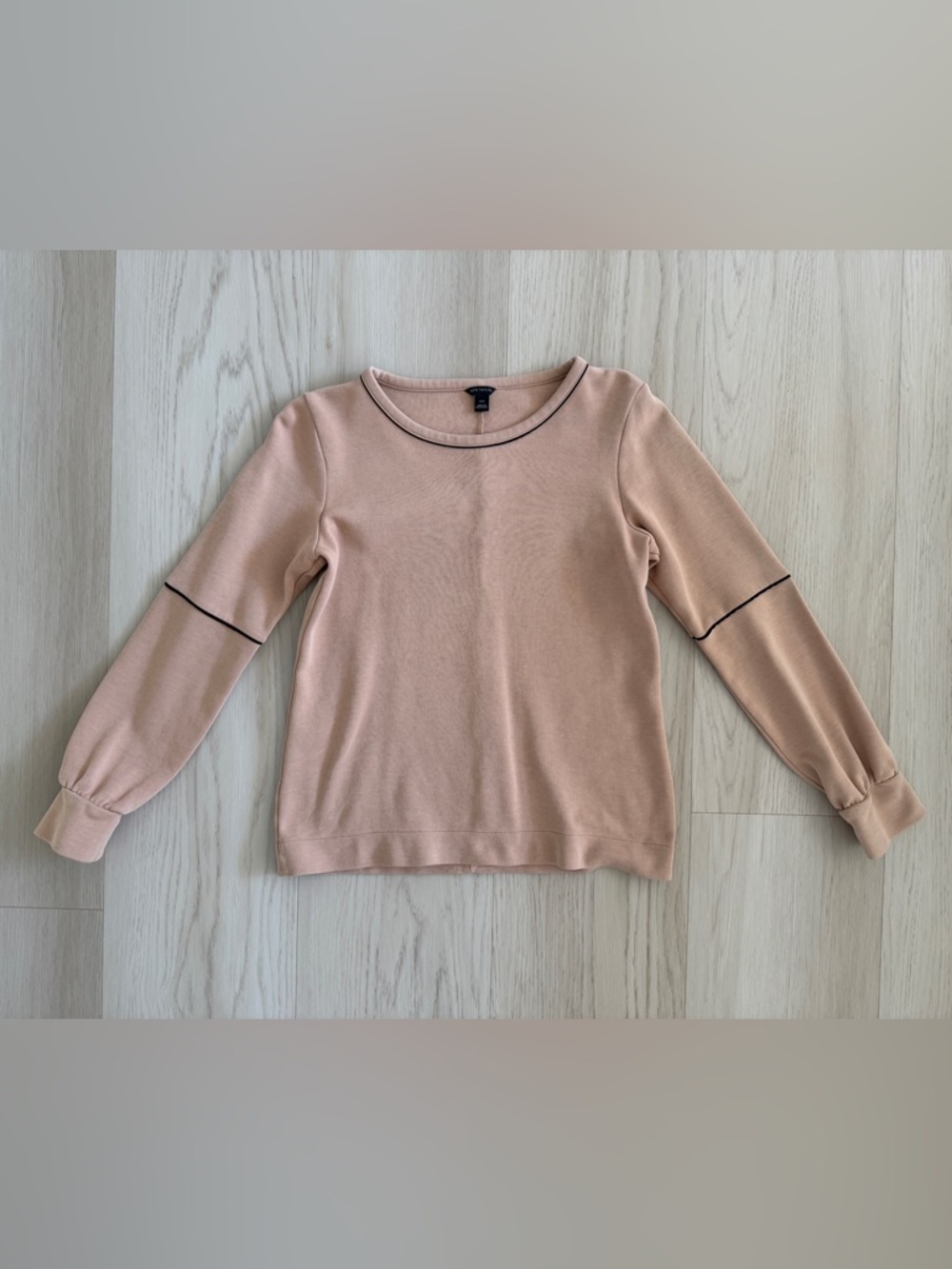 Ann Taylor Long sleeve blouse Camel size XXS